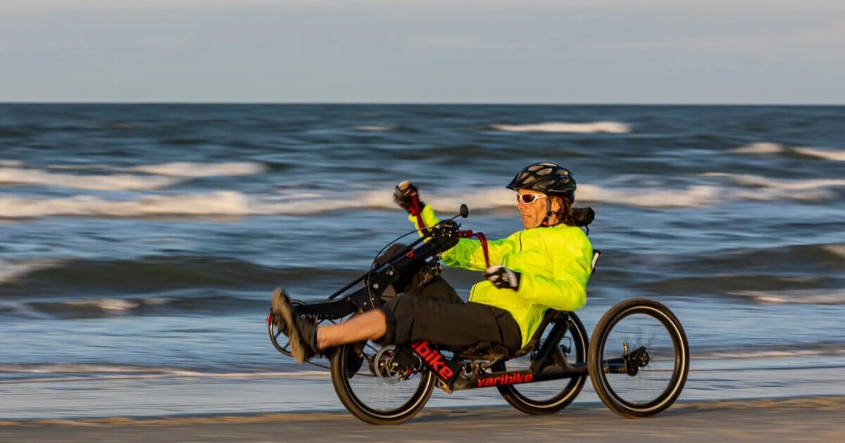 Arm pedal outlet bike